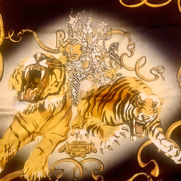 Roberto Cavalli silk scarf 34"square VINTAGE NWOT - Picture 2 of 5